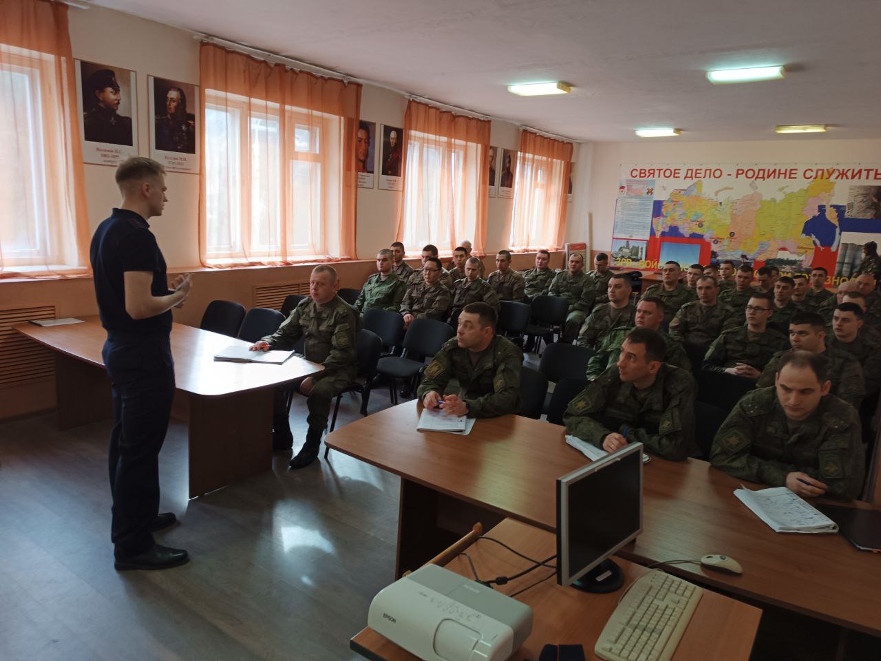 Госавтоинспекторы Ачинска приняли участие в технической конференции по обеспечению безопасности дорожного движения.