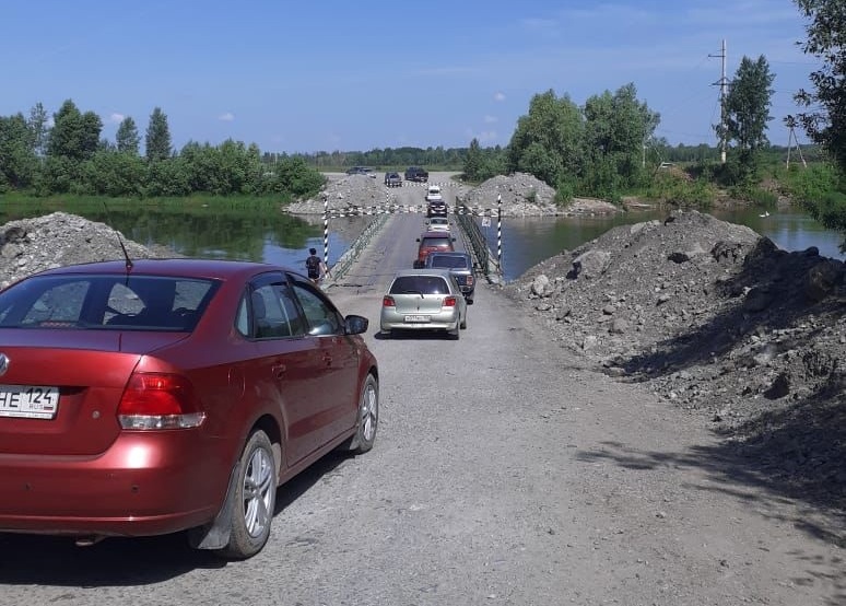 Режим работы наплавного (понтонного) моста через реку Чулым.