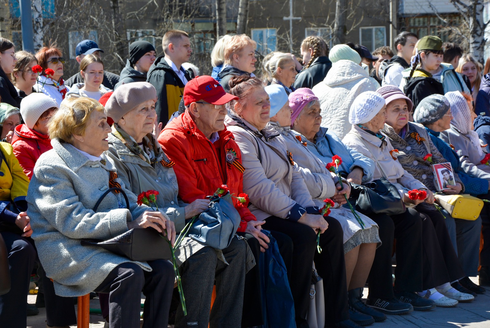 Выплата в честь 80-летия Победы в Великой Отечественной войне поступит ветеранам Красноярского края в апреле.