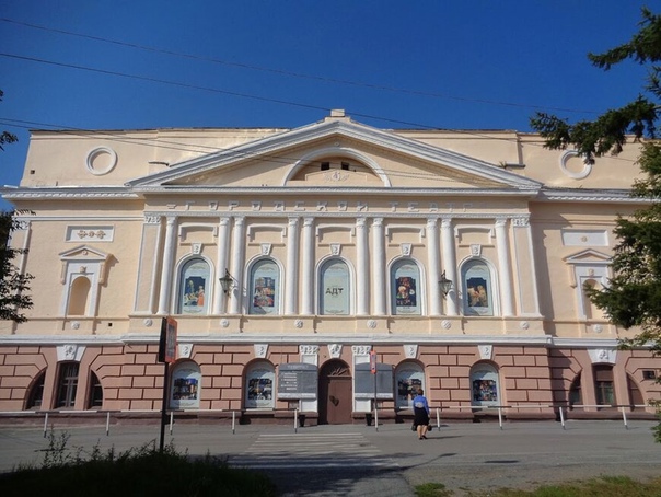 Ачинский драматический театр.