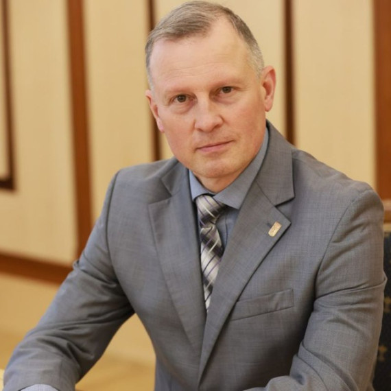 В Ачинске министр экологии Владимир Часовитин проведёт личный приём граждан. В Ачинске министр экологии Владимир Часовитин проведёт личный приём граждан.
