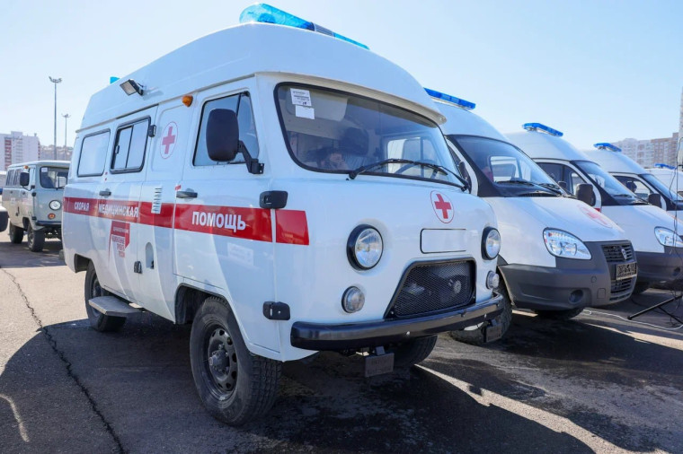 Ачинская межрайонная больница получила два автомобиля. Ачинская межрайонная больница получила два автомобиля.