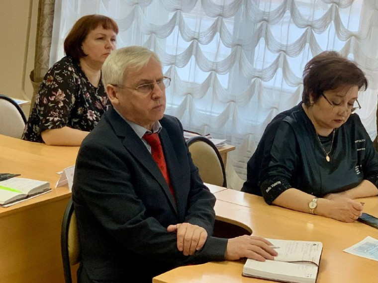 У Главы города Ачинска Игоря Титенкова новый заместитель. У Главы города Ачинска Игоря Титенкова новый заместитель.