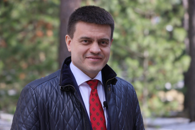 Врио губернатора Михаил Котюков встретится с ачинцами. Врио губернатора Михаил Котюков встретится с ачинцами.